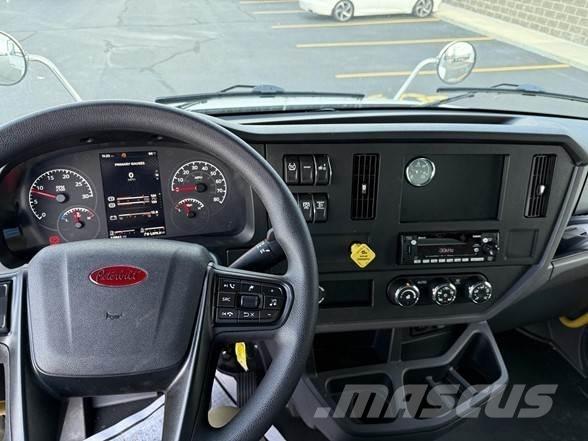 Peterbilt 536 Muut koneet