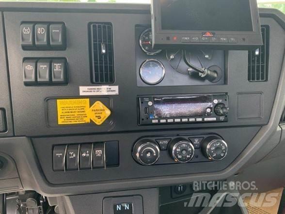 Peterbilt 536 Muut koneet