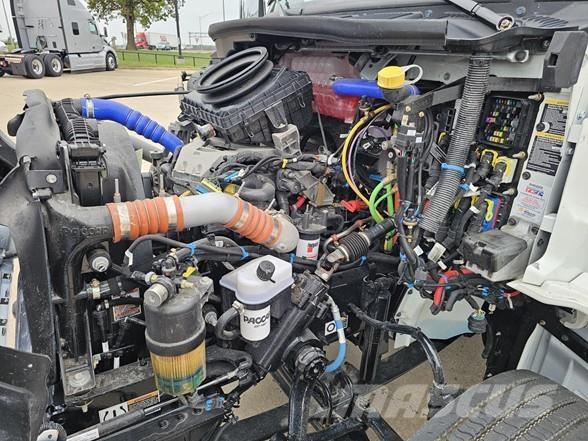 Peterbilt 536 Muut koneet