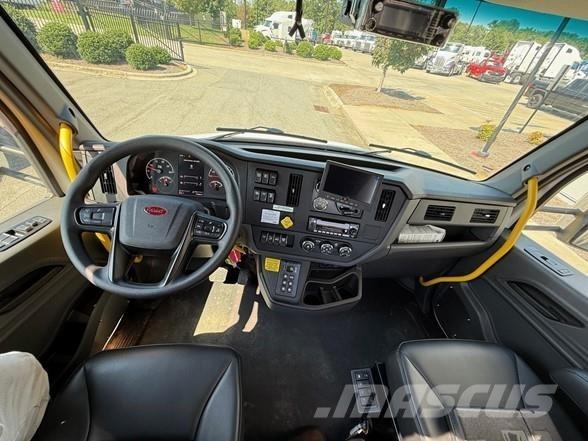Peterbilt 537 Muut koneet