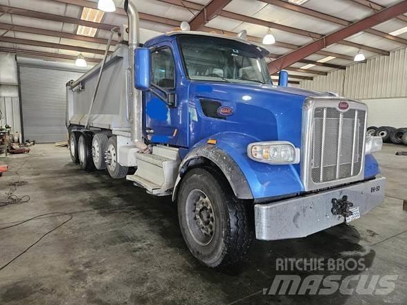 Peterbilt 567 Sora- ja kippiautot