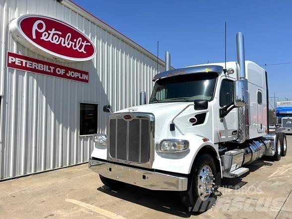 Peterbilt 567 Vetopöytäautot