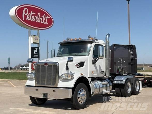 Peterbilt 567 Vetopöytäautot
