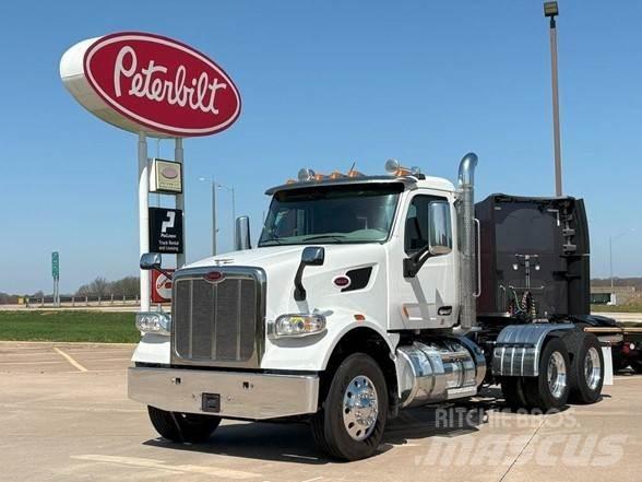 Peterbilt 567 Vetopöytäautot