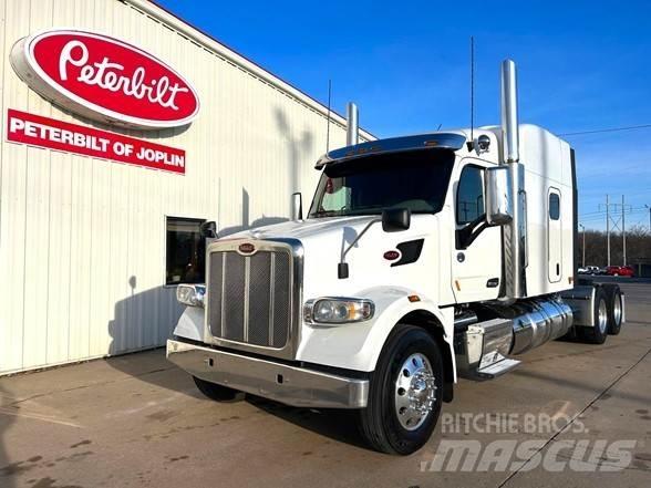 Peterbilt 567 Vetopöytäautot