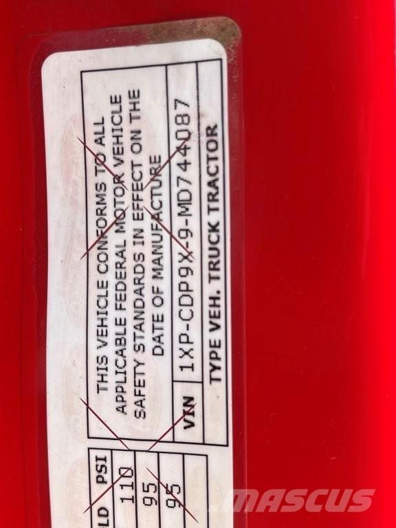 Peterbilt 567 Vetopöytäautot