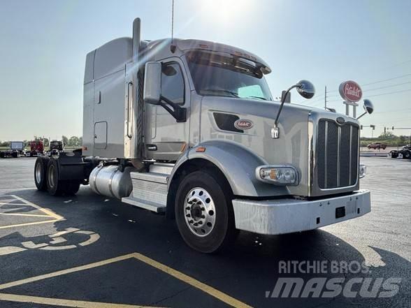Peterbilt 567 Vetopöytäautot