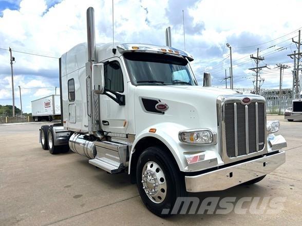 Peterbilt 567 Vetopöytäautot