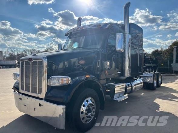 Peterbilt 567 Vetopöytäautot