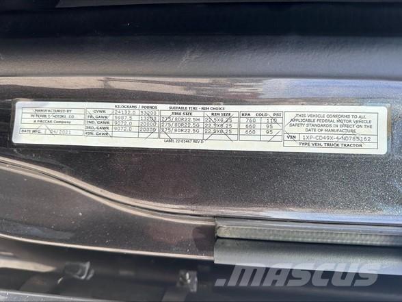 Peterbilt 567 Vetopöytäautot