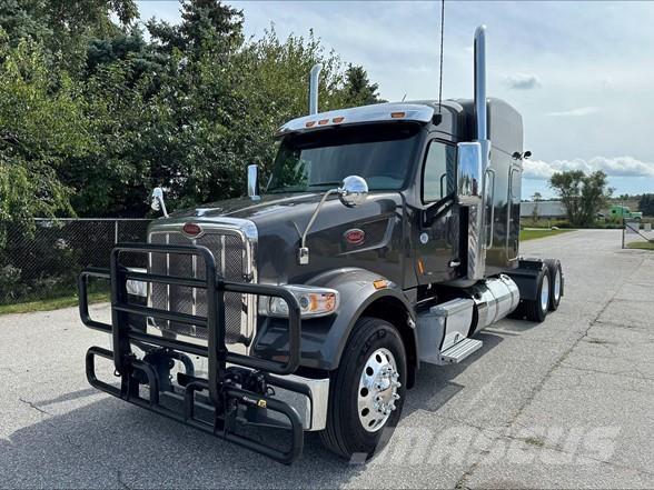 Peterbilt 567 Vetopöytäautot