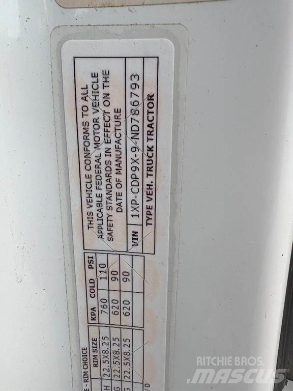 Peterbilt 567 Vetopöytäautot