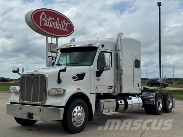 Peterbilt 567 Vetopöytäautot