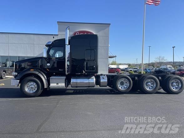 Peterbilt 567 Vetopöytäautot