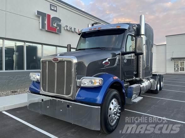 Peterbilt 567 Vetopöytäautot