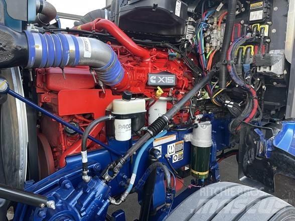 Peterbilt 567 Vetopöytäautot