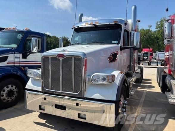 Peterbilt 567 Vetopöytäautot