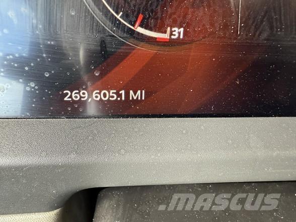 Peterbilt 567 Vetopöytäautot