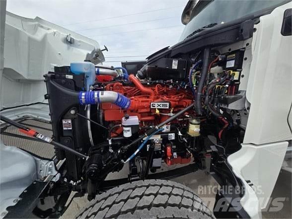 Peterbilt 567 Vetopöytäautot