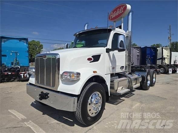 Peterbilt 567 Vetopöytäautot