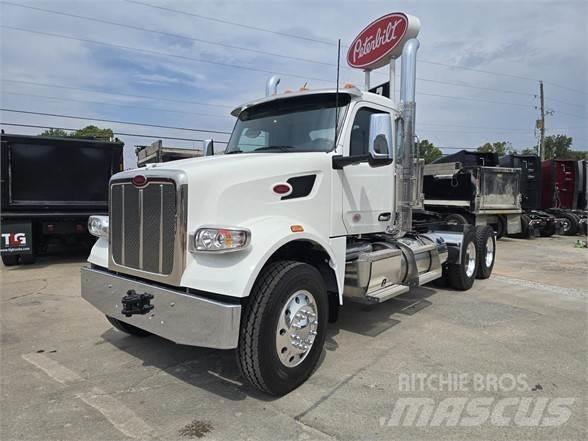 Peterbilt 567 Vetopöytäautot