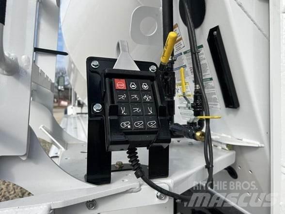 Peterbilt 567 Muut koneet