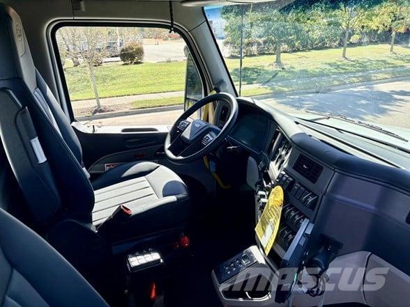 Peterbilt 567 Muut koneet