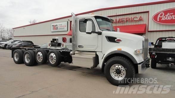 Peterbilt 567 Sora- ja kippiautot