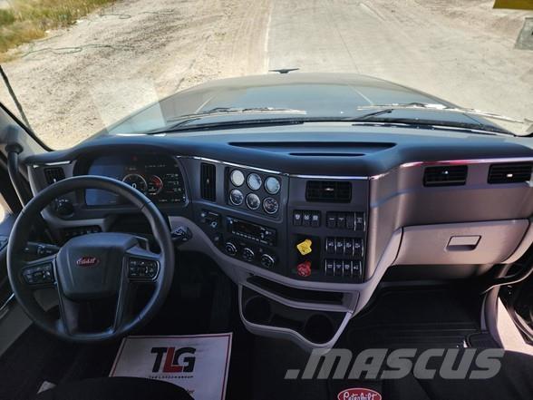 Peterbilt 567 Vetopöytäautot