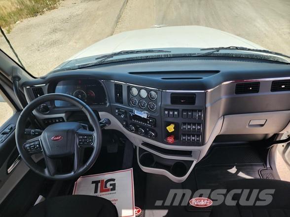 Peterbilt 567 Vetopöytäautot