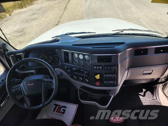 Peterbilt 567 Vetopöytäautot