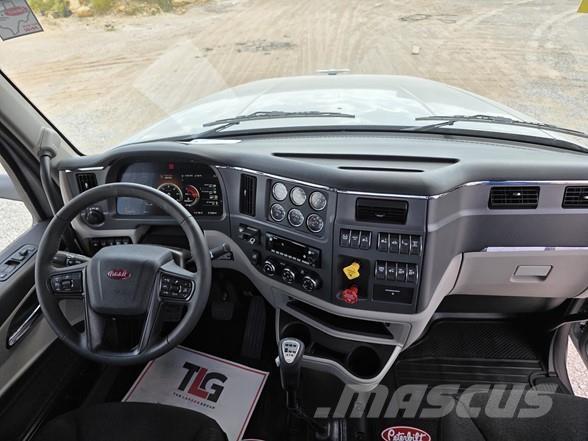 Peterbilt 567 Vetopöytäautot