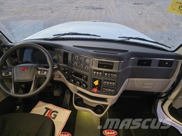 Peterbilt 567 Vetopöytäautot