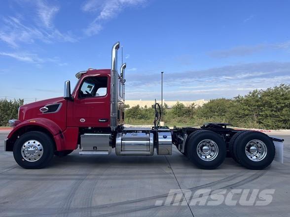 Peterbilt 567 Vetopöytäautot