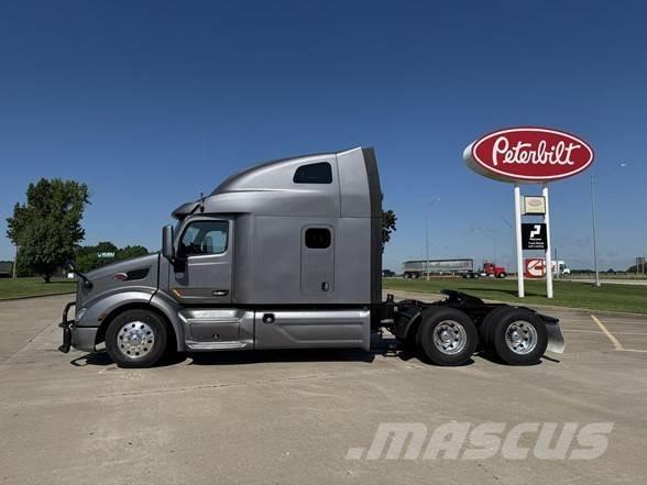 Peterbilt 579 Vetopöytäautot