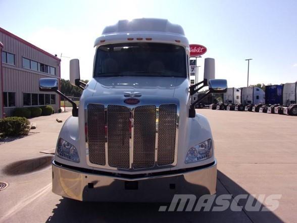 Peterbilt 579 Vetopöytäautot