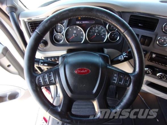 Peterbilt 579 Vetopöytäautot