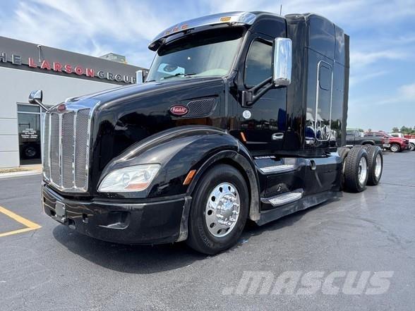 Peterbilt 579 Vetopöytäautot