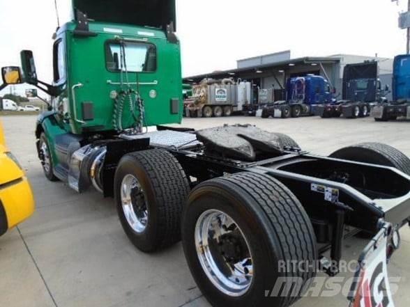 Peterbilt 579 Vetopöytäautot