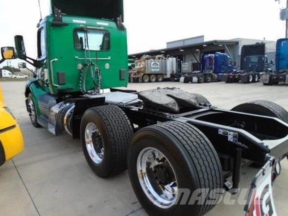 Peterbilt 579 Vetopöytäautot