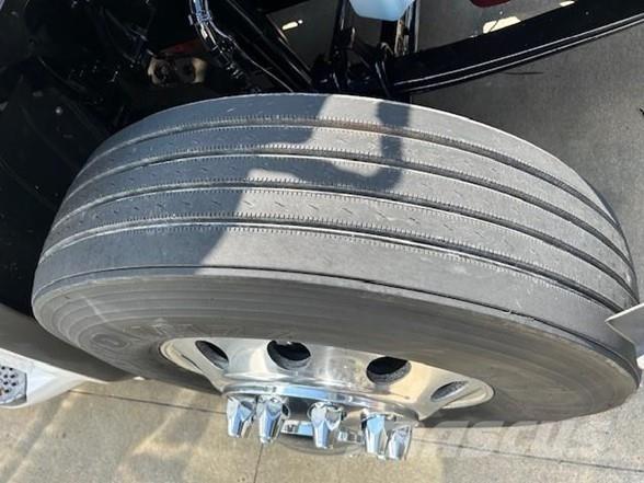 Peterbilt 579 Vetopöytäautot