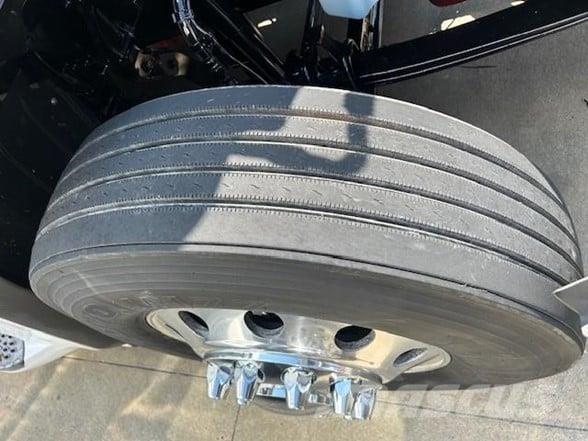 Peterbilt 579 Vetopöytäautot