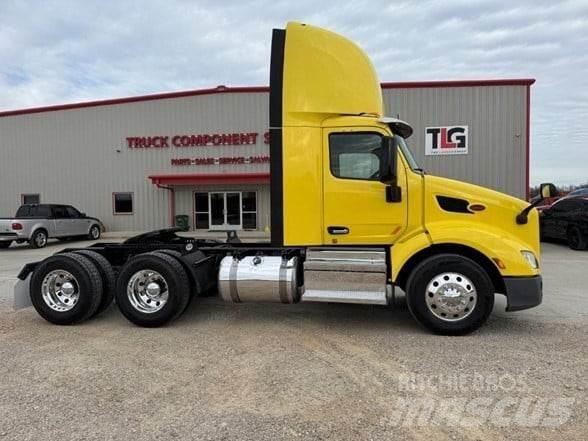 Peterbilt 579 Vetopöytäautot