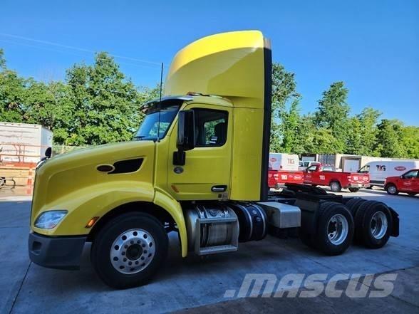 Peterbilt 579 Vetopöytäautot