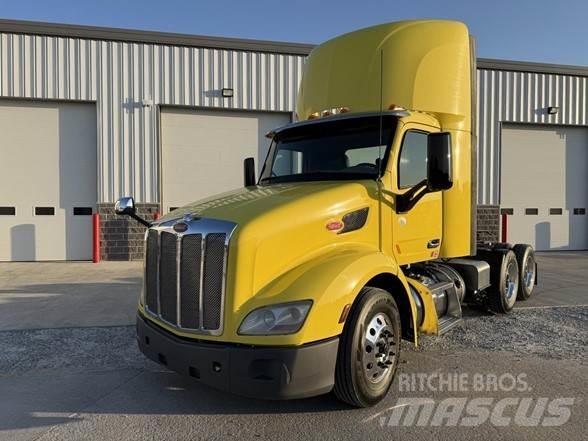 Peterbilt 579 Vetopöytäautot