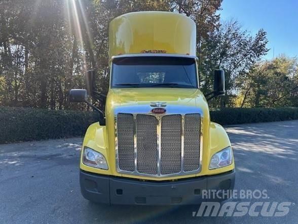 Peterbilt 579 Vetopöytäautot