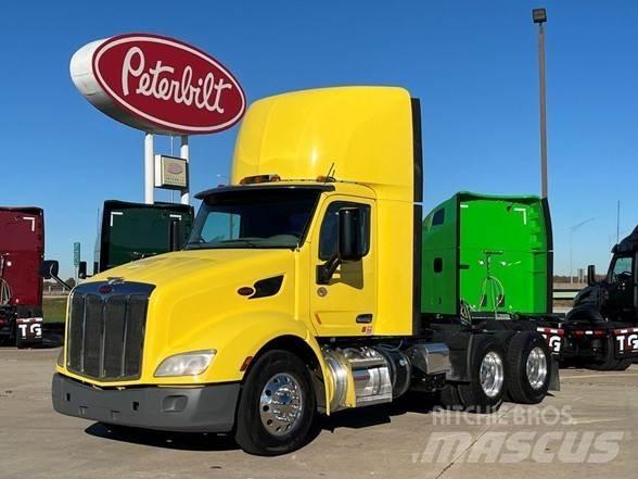 Peterbilt 579 Vetopöytäautot