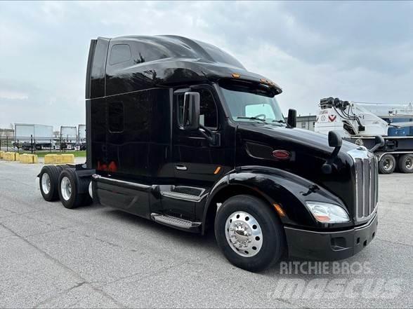 Peterbilt 579 Vetopöytäautot