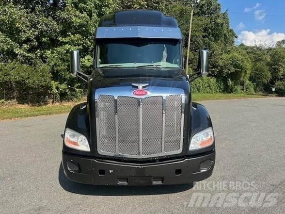 Peterbilt 579 Vetopöytäautot