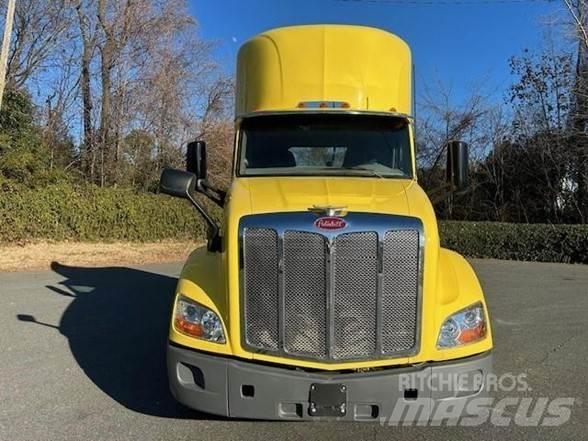 Peterbilt 579 Vetopöytäautot